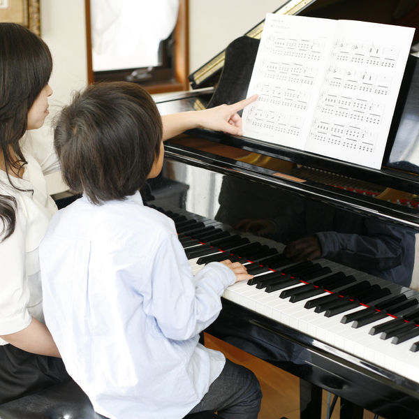 ピアノ教室を杉並区周辺で営む当教室は男の子にも人気です
